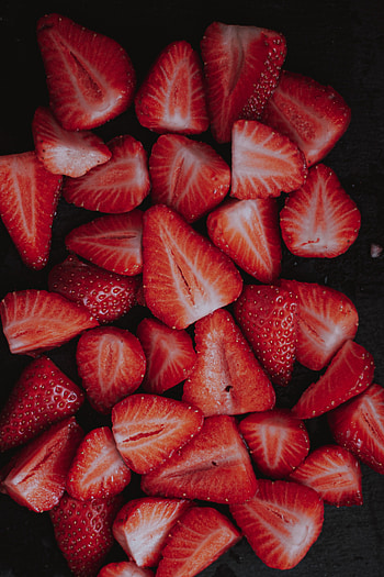 Food, Strawberry, Berries, Ripe, Lobules, Slices HD phone wallpaper