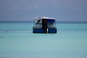 Meeru, sea, boat, sky, blues HD wallpaper