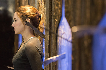 Divergent footage report HD wallpaper