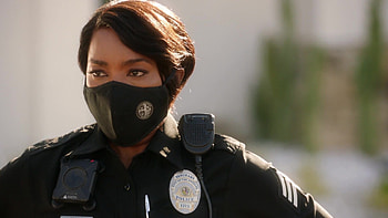 Motorola radio, Angela Bassett, Athena Carter Grant Nash, TV shows HD wallpaper