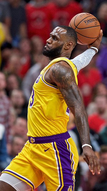 Lebron James, Cleveland Player HD phone wallpaper