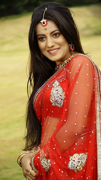 Bhojpuri Heroine, Akshara Singh, Kollywood HD phone wallpaper
