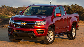 General Motors, Powerful truck, Versatile capabilities, Trailblazing performance HD wallpaper
