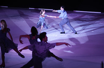 Kim Navarro and Brent Bommentre, Ice Theatre HD wallpaper