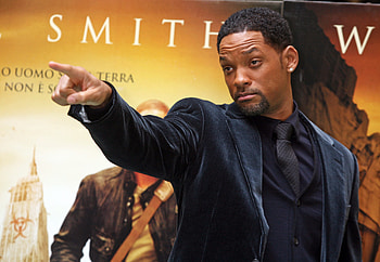 I Am Legend sequel, Cool story idea, Will Smith's return, Exciting storyline HD wallpaper