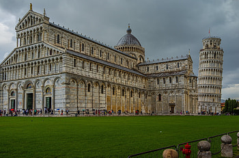 Leaning tower , Background , Tower charm HD wallpaper