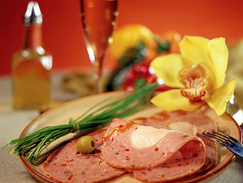 Food, Meat, Flower, Plate, Slices, Fork, Onion, Chips, Olive HD wallpaper