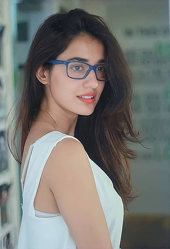 Disha patani, Bollywood HD phone wallpaper