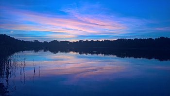 Blue sky, sunset, lake, reflections, nature HD wallpaper