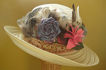 Anne's Hat, brim, straw, feathers, wide, colours, spring, band, elegant, flowers, hat HD wallpaper