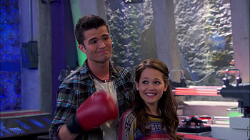 Lab Rats , Epic battles, Superhuman siblings, Futuristic technology HD wallpaper