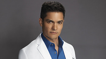 Nicholas Gonzalez, The Good Doctor, Dr. Neil Melendez HD wallpaper