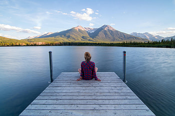Water, Mountains, Pier, Miscellanea, Miscellaneous, Girl, View, Loneliness HD wallpaper