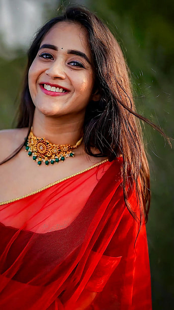 Sunaina, telugu model, saree beauty HD phone wallpaper