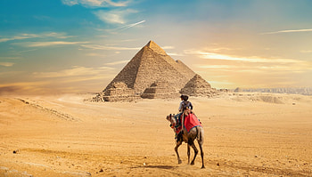 Pyramids of Giza, Ancient wonders, Egyptian history, Unforgettable visit HD wallpaper