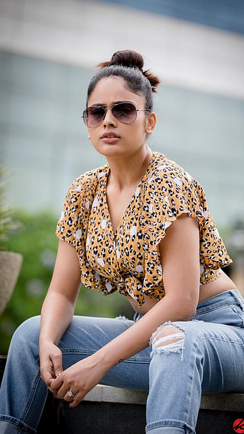 Nandita Swetha, South Heroine, Actress HD phone wallpaper