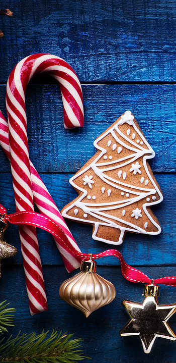 Holiday Christmas sweetness, Festive treats, Joyful celebrations, Yummy indulgence HD phone wallpaper