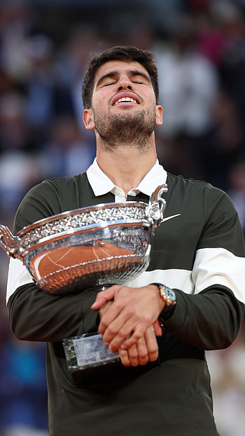 Alcaraz survives thriller for fifth Roland Garros title at age 23, Sports HD phone wallpaper