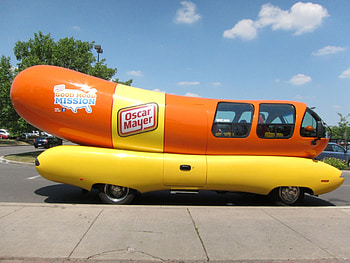 Wienermobile-at-Canandaigua, at-canandaigua, cool, wienermobile HD wallpaper