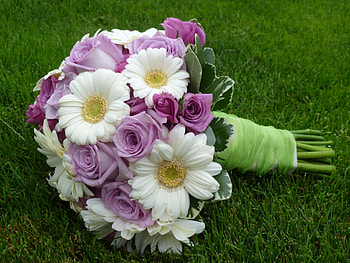 Flowers, Grass, Roses, Leaves, Gerberas, Bouquet HD wallpaper