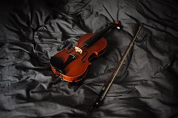 Sad violin music, Emotional melodies, Tears inducing, Soulful tunes HD wallpaper