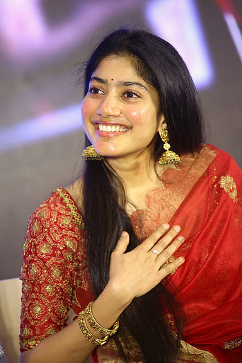 Saipallavi, sari, hair HD phone wallpaper