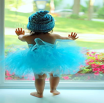 Waiting, blue, barefoot, window, other, cute, tutu, girl, ruffles, people, flowers, hat HD wallpaper
