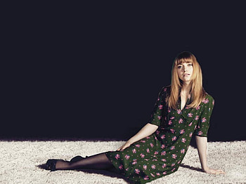 Imogen Poots, model, , beautiful, actress, dress, Imogen, Poots, 2017, heels, stockings, legs HD wallpaper