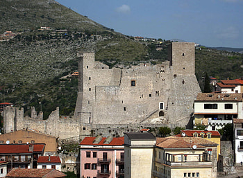 Latina, Lazio province, Italian charm, Cultural heritage HD wallpaper