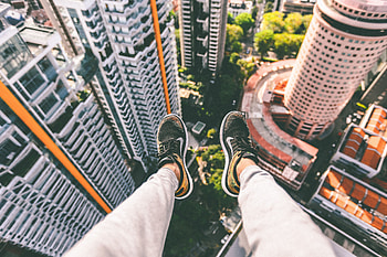 Privacy, Seclusion, Miscellanea, Miscellaneous, Legs, Sneakers, Roof HD wallpaper
