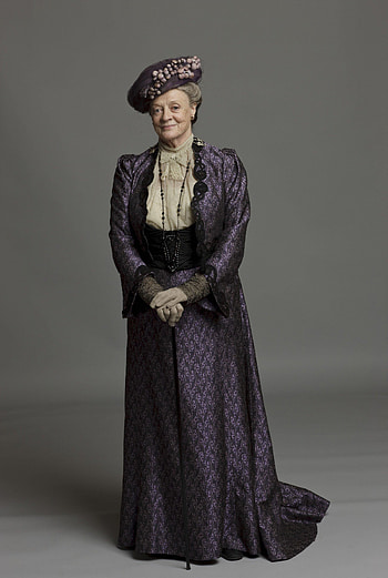 Maggie Smith, Downton Abbey, Classic TV series, Memorable moments HD phone wallpaper