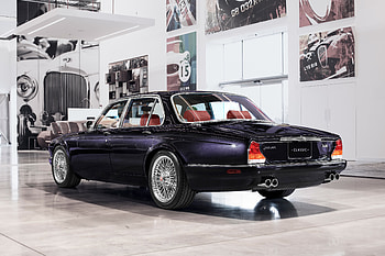 Jaguar xj6, land rover, classic car, rear view HD wallpaper