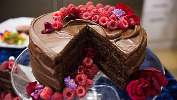 Cake full , Yummy confections, Dessert heaven, High-definition delight HD wallpaper