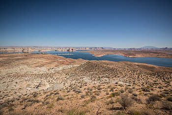 Lake Mead, Road trip highlight, Lake Powell connection, Vinz's travel blog HD wallpaper