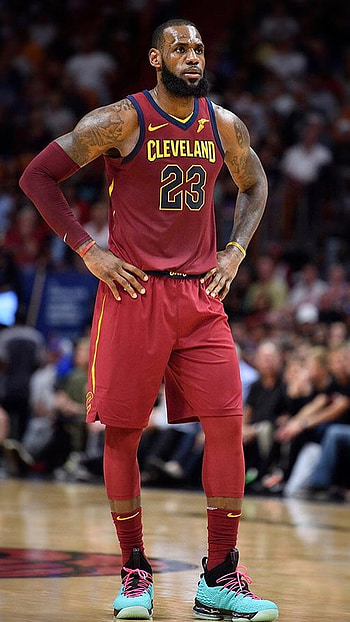 Lebron James, Cleveland, Player HD phone wallpaper