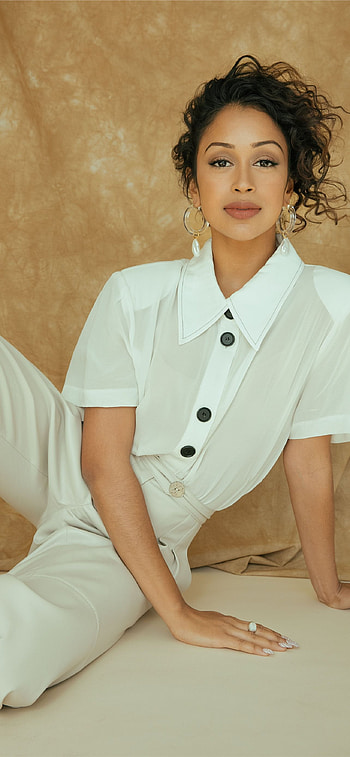 Liza Koshy, , Digital media empire HD phone wallpaper