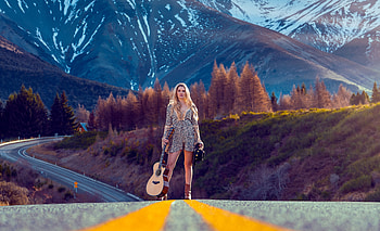 Lonesome Road, cowgirls, blondes, guitar, boots, highway, hats HD wallpaper