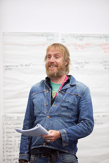 Rhys Ifans, On Bear Ridge, Rehearsals, NTW and Royal Court Theatre HD phone wallpaper
