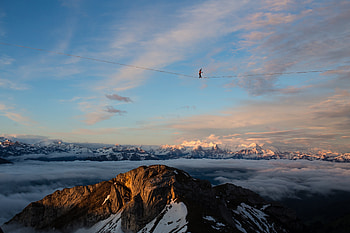 Bergen Mountains, Slacklining HD wallpaper