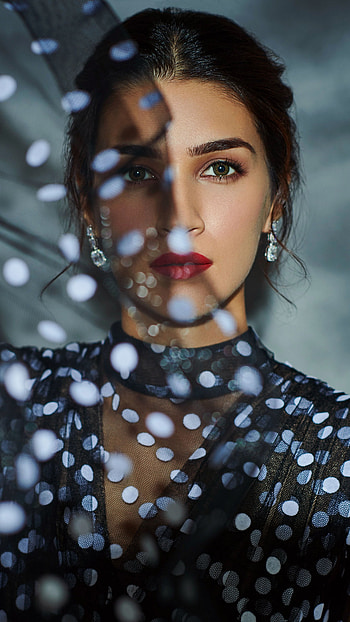 Krithi Sanson, bollywood actress HD phone wallpaper