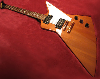 Gibson Explorer, guitar, gibson, music, explorer HD wallpaper