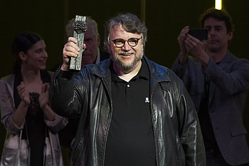 Guillermo del Toro, Unproduced scripts, Writing, Reveals HD wallpaper