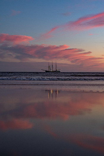Nature, Sunset, Horizon, Sails, Sail, Ship HD phone wallpaper