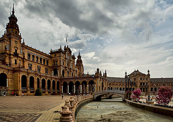 Cities, Rivers, Architecture, Building, Handsomely, It's Beautiful HD wallpaper
