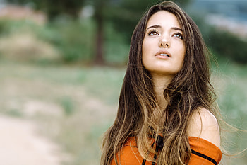 Andrea Model Looking Up , girls, model, dress HD wallpaper