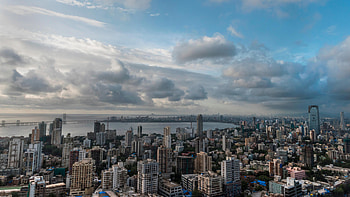 Mumbai Skyline, Affordable luxury, Hidden gems, Vibrant city life HD wallpaper