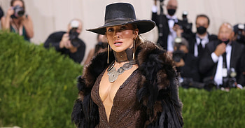 Lopez, cowgirls, pose, jennifer lopez, hats HD wallpaper