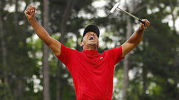 Tiger Woods, Golf legend, Sporting excellence, Record-breaking achievements HD wallpaper