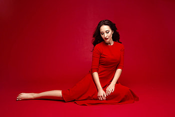 ღ, Woman, Model, In red, On the floor HD wallpaper
