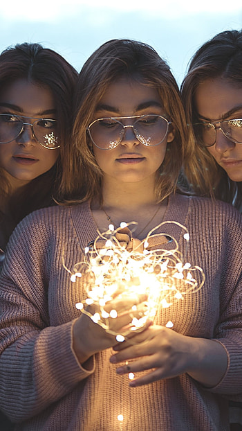 3 Friends, Girls, Friendship HD phone wallpaper
